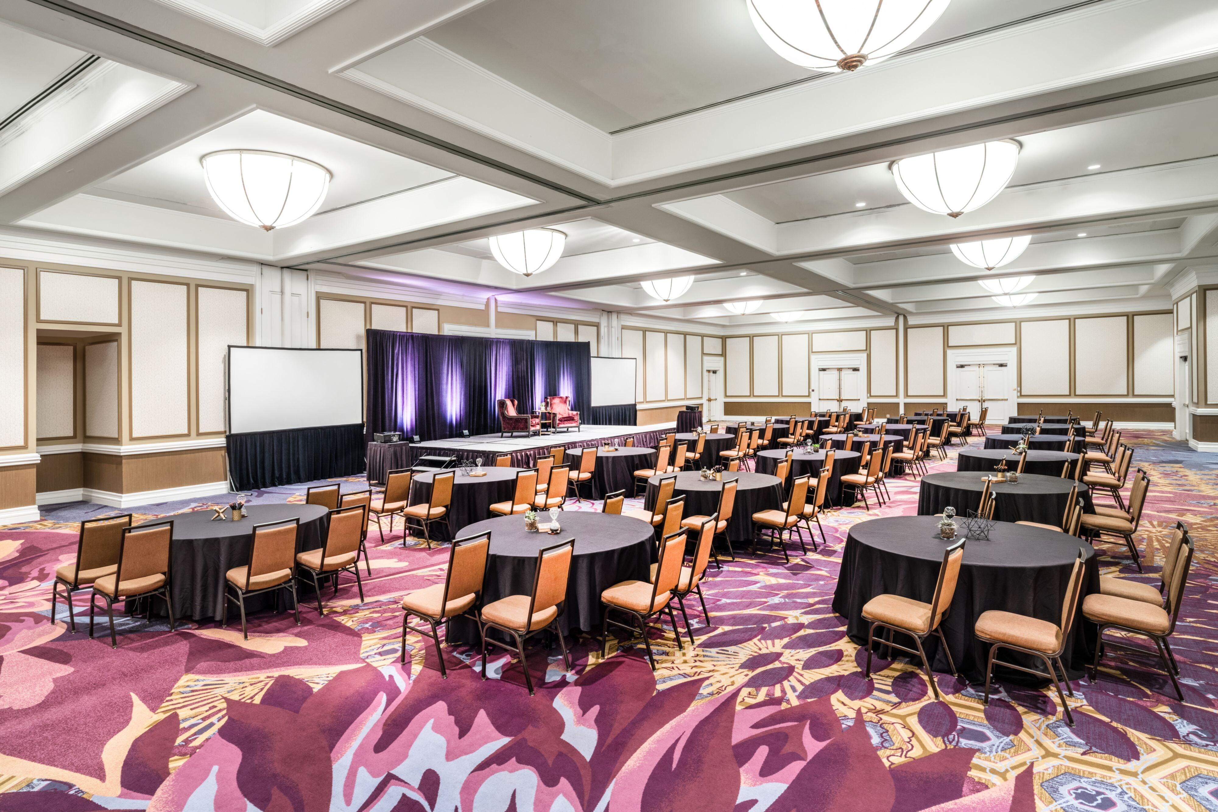 Renaissance Dallas North Hotel Фармърс Бранч Екстериор снимка